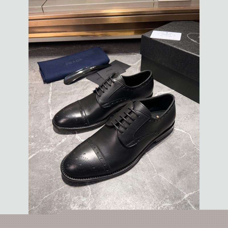 Pra*a leather shoes